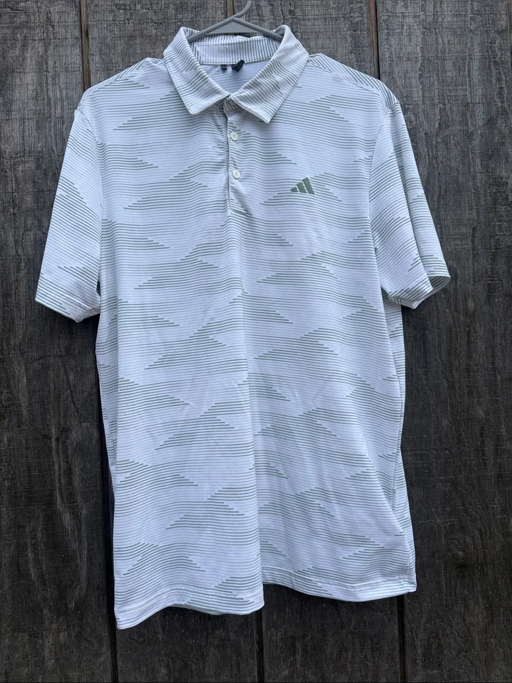 adidas Men’s M White Polo with Subtle Green Stripe Pattern Golf Polo Activewear